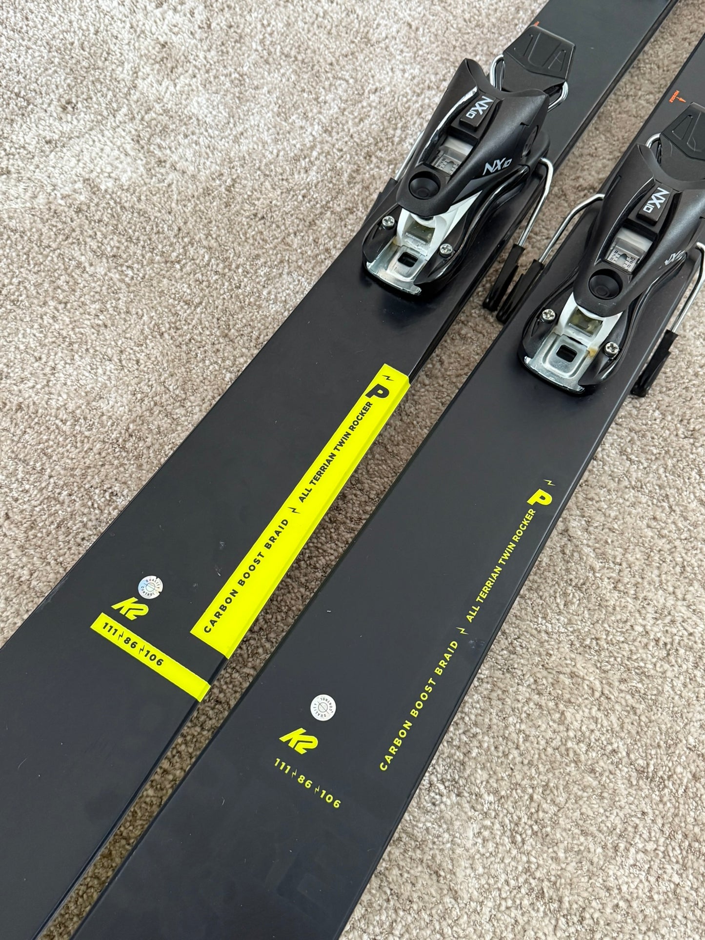 K2 Press TwinTip Suusad 169cm + Look NX10 klambrid