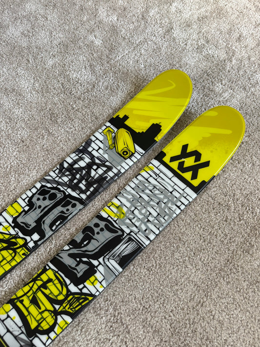 Völkl Revolt 96 - twintip mäesusuad 173cm