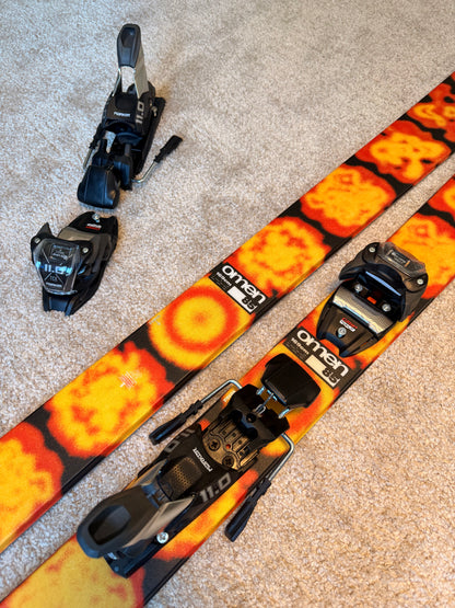 K2 Omen 85 Twintip / Park / Freeride mäesuusad + Marker 11.0 TP Klambrid