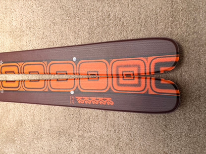 K2 Omen 90 W Twintip / Park / Freeride mäesuusad + Marker 11 Klambrid