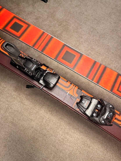 K2 Omen 90 W Twintip / Park / Freeride mäesuusad + Marker 11 Klambrid