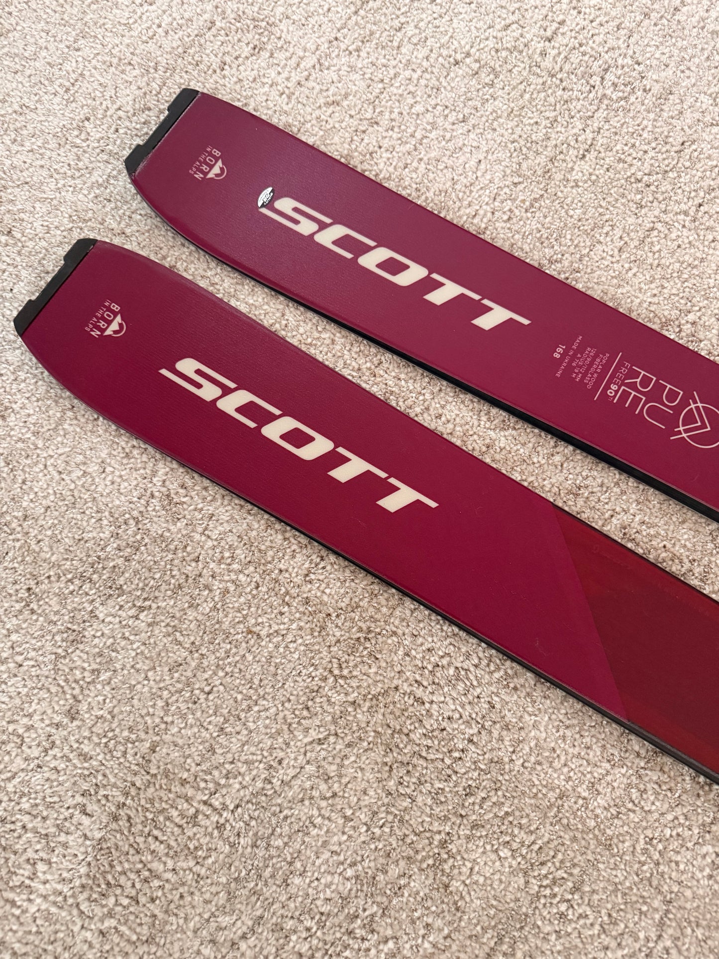 Scott Pure Free 90 Ti W - naiste All-Mountain / Freeride mäesuusad