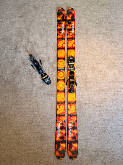 K2 Omen 85 Twintip / Park / Freeride mäesuusad + Marker 11.0 TP Klambrid