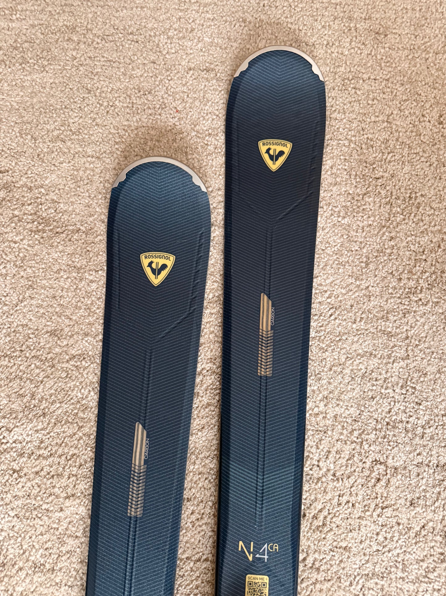 Rossignol Nova 4 + Xpress 10 GW mäesuusad ja klambrid