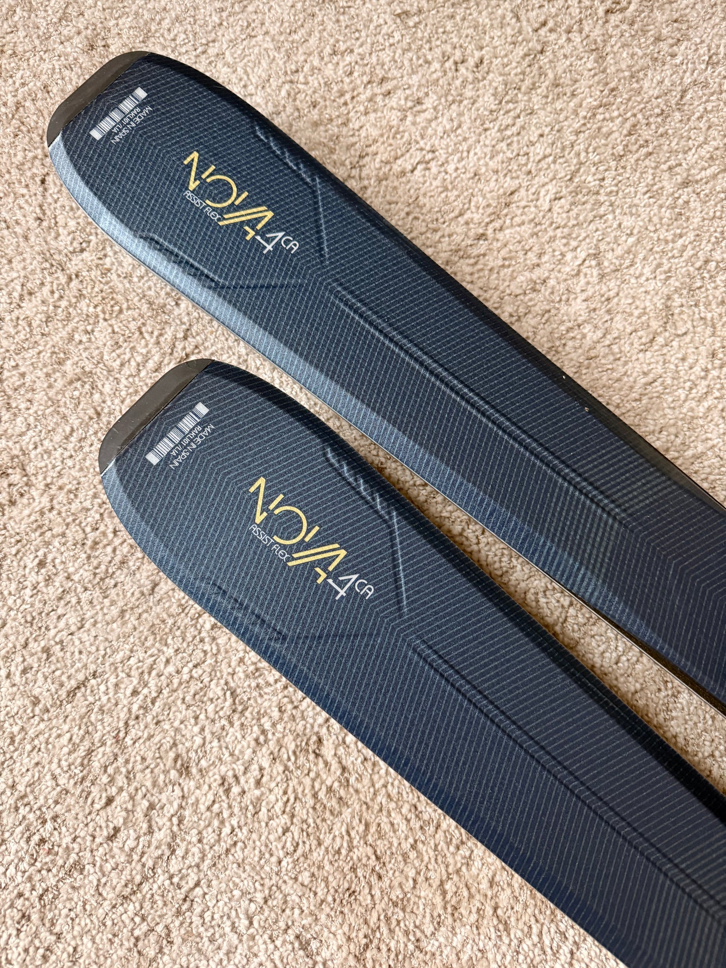 Rossignol Nova 4 + Xpress 10 GW mäesuusad ja klambrid