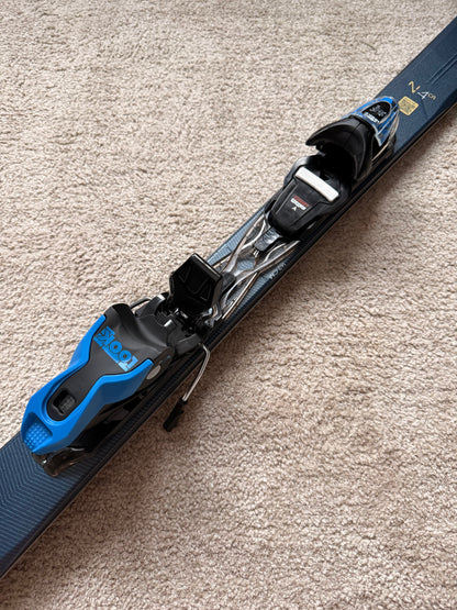 Rossignol Nova 4 + Xpress 10 GW mäesuusad ja klambrid