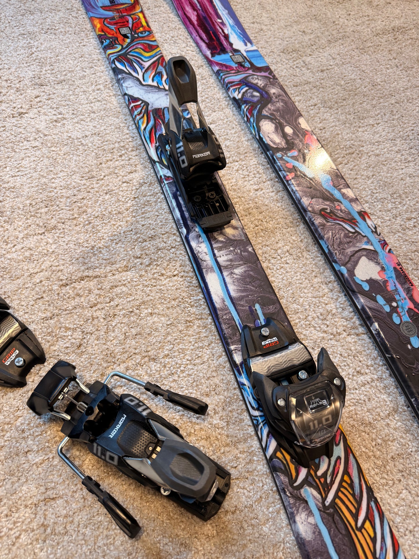 Atomic Bent 85 Twintip, Allmountain Freestyle Park suusad + Marker 11.0 TP Klambrid