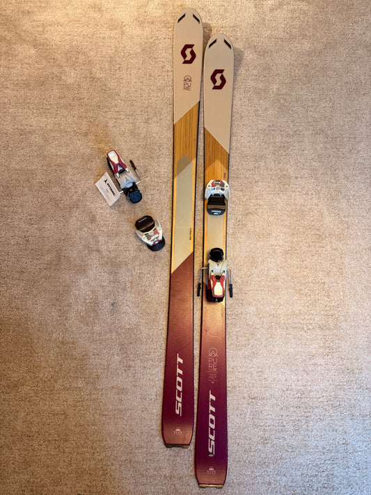 Scott Pure Free 90 Ti W - naiste All-Mountain / Freeride mäesuusad + Atomic Warden 11 Klambrid