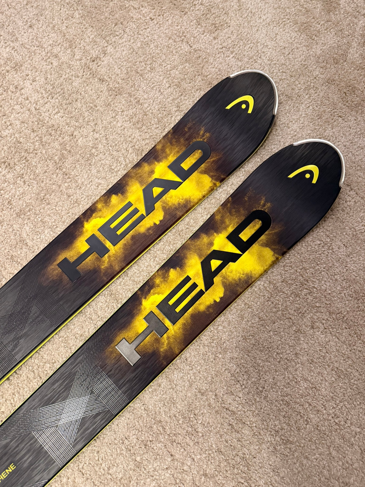 Head Monster 98 Ti Allmountain / Freeride mäesuusad + Attack 14 Klambrid