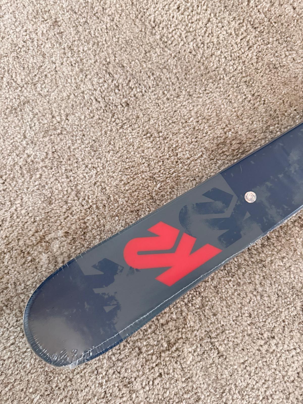 K2 Shreditor Junior Twintip suusad 149cm +  Klambrid