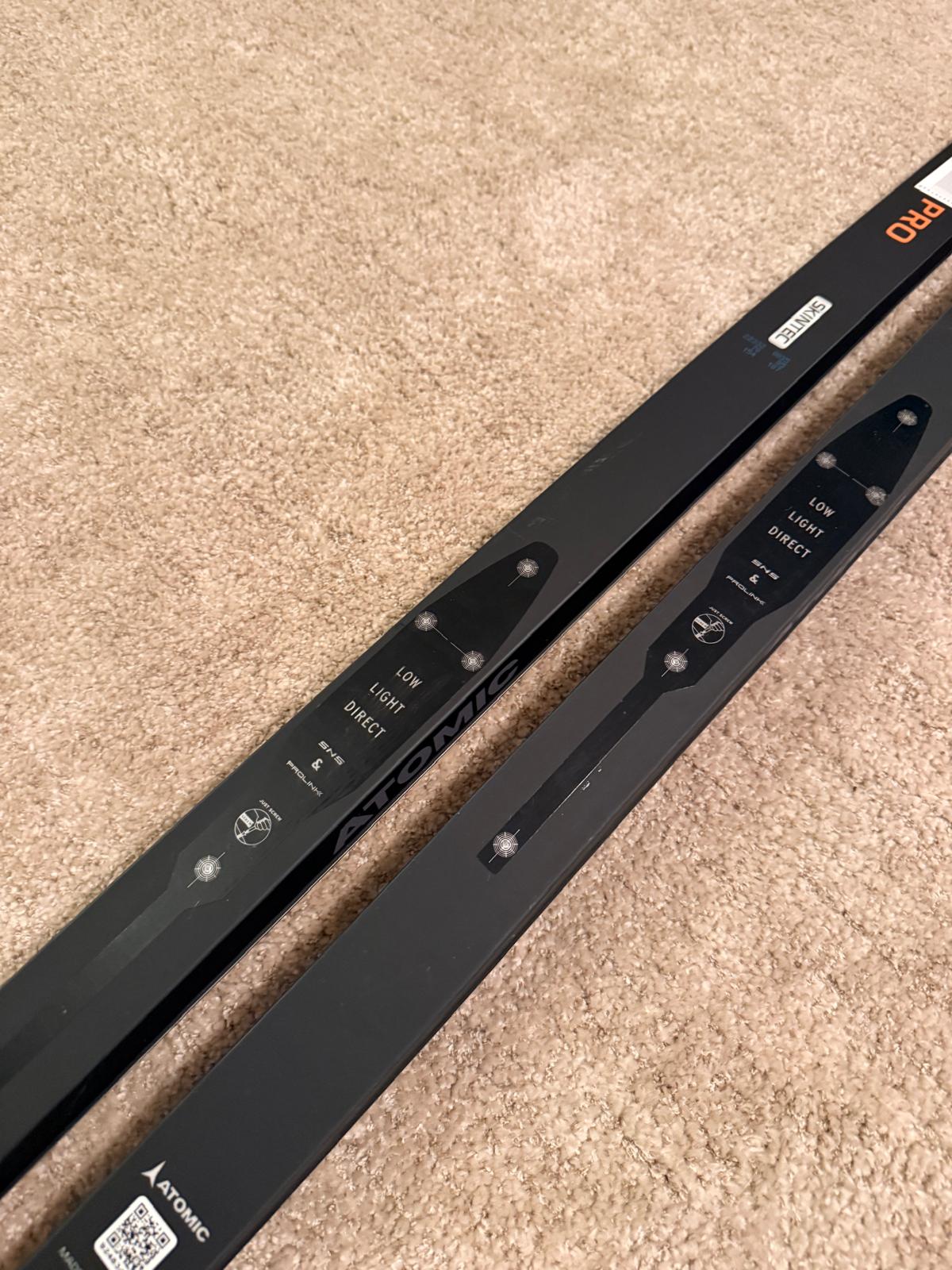 Atomic Skintec C1 PRO klassikasuusk